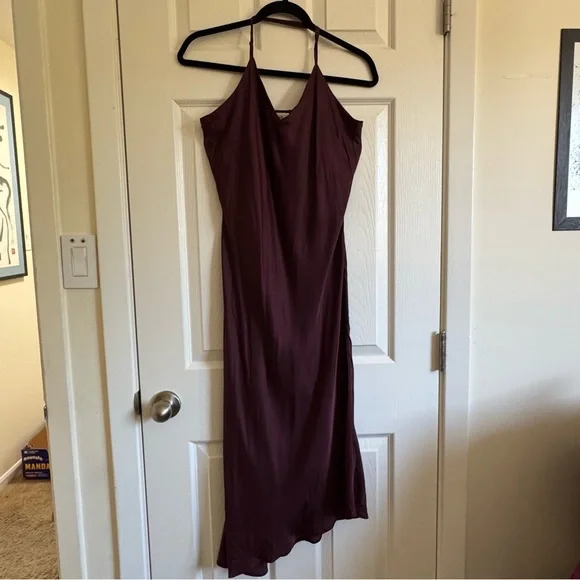 Elegant Burgundy Satin Dress Size large asymmetrical - Picture 2 of 6